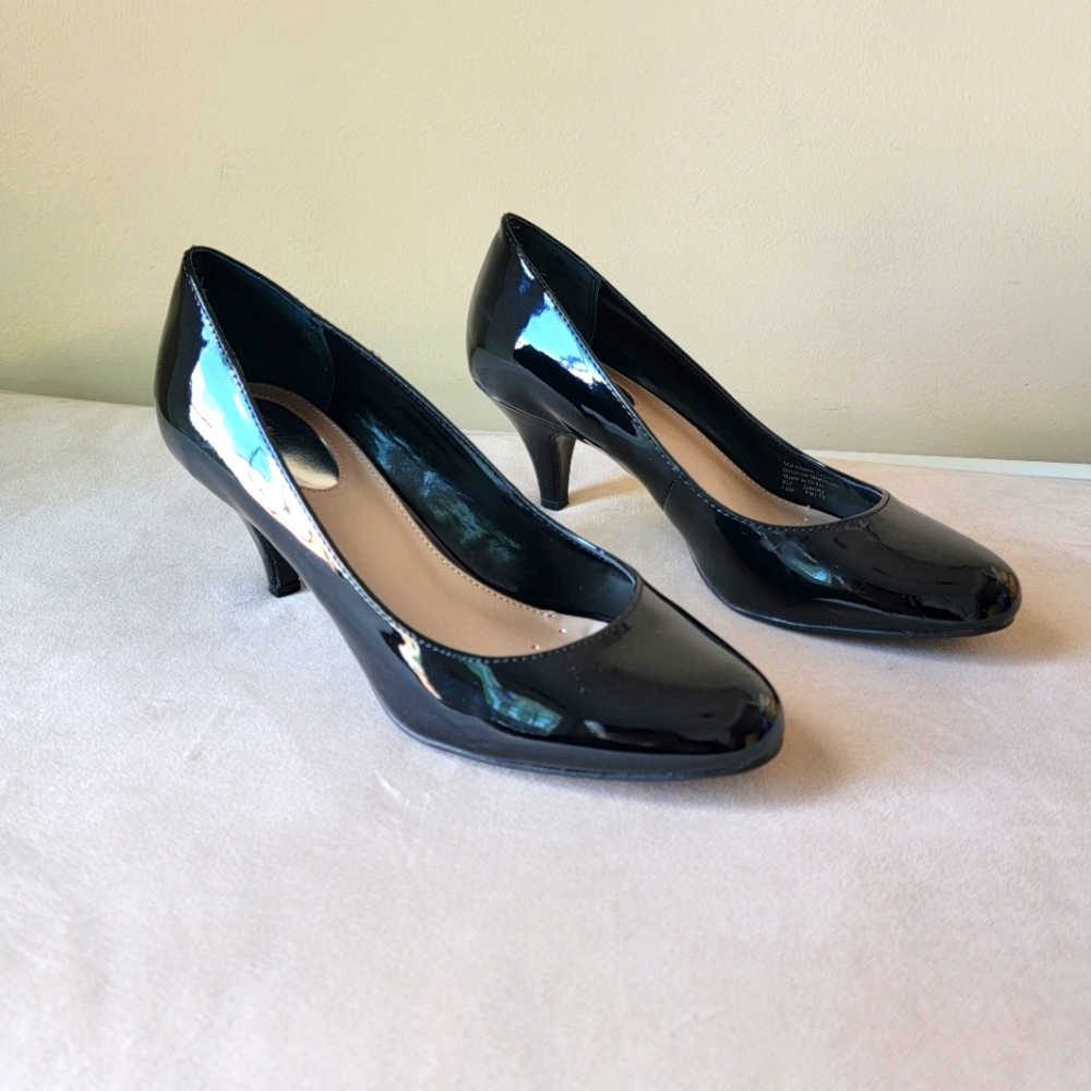 Alfani Black Patenet Leather Pumps